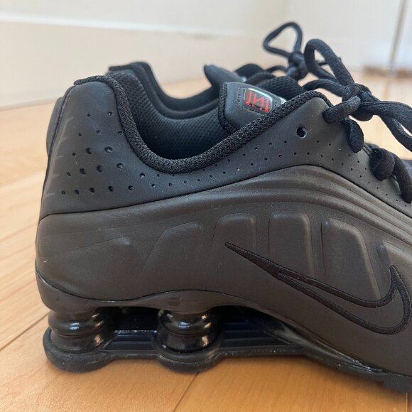 Nike Shox R4 - BLACK - Picture 7 of 12